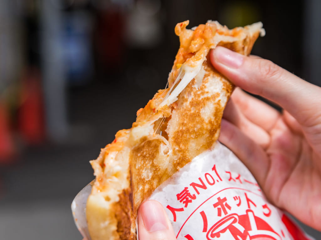 大阪コリアタウンのジョンノハットグのホットク