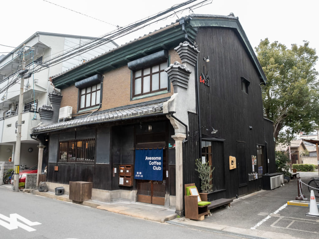 町家再生複合施設 燈