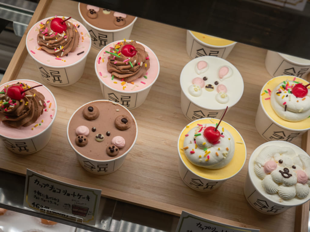 鶴橋駅近くにオープンしたカフェ「SILLA CAFE」
