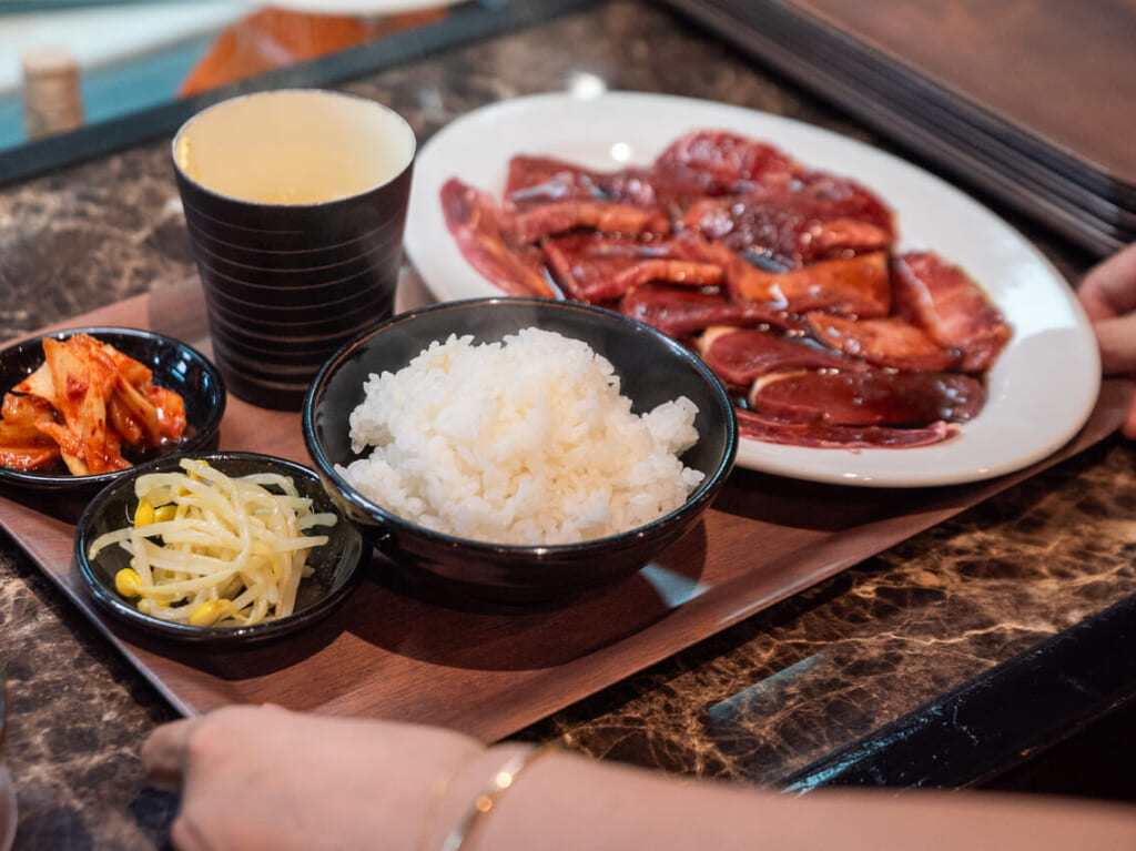 ひとり焼肉アジエン