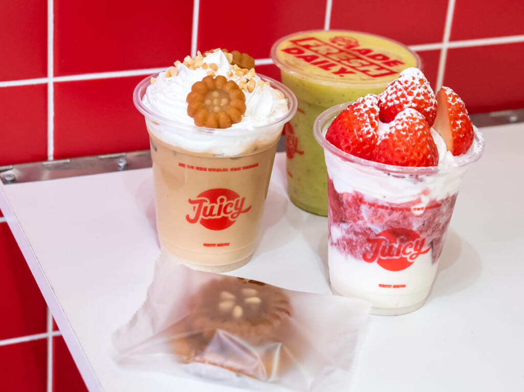 大阪コリアタウン近くにあるJUICY 大阪鶴橋店
